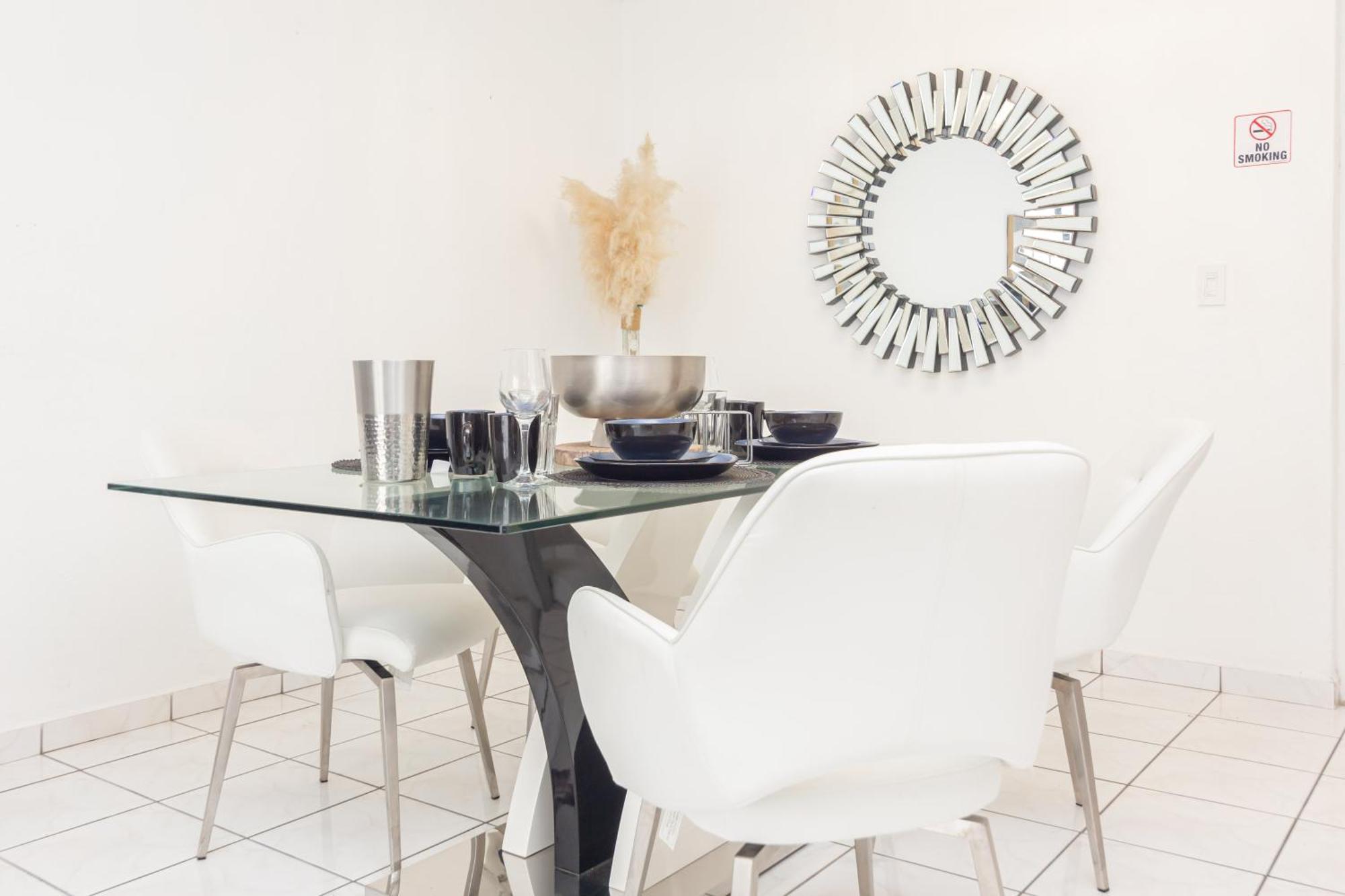 One Bedroom Apartment - With Parking & Balcony - Heart Of Wynwood Miami Eksteriør bilde