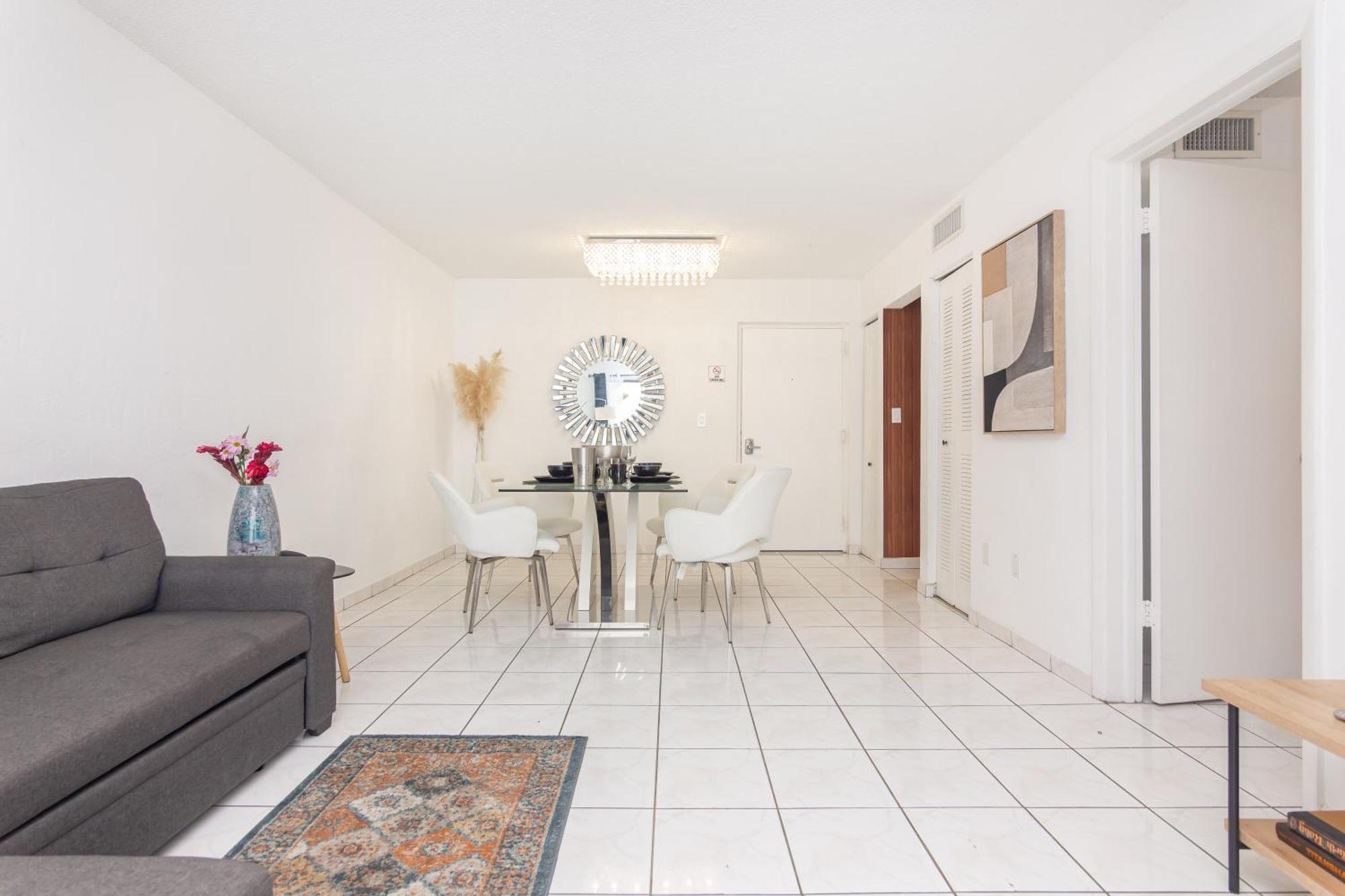 One Bedroom Apartment - With Parking & Balcony - Heart Of Wynwood Miami Eksteriør bilde
