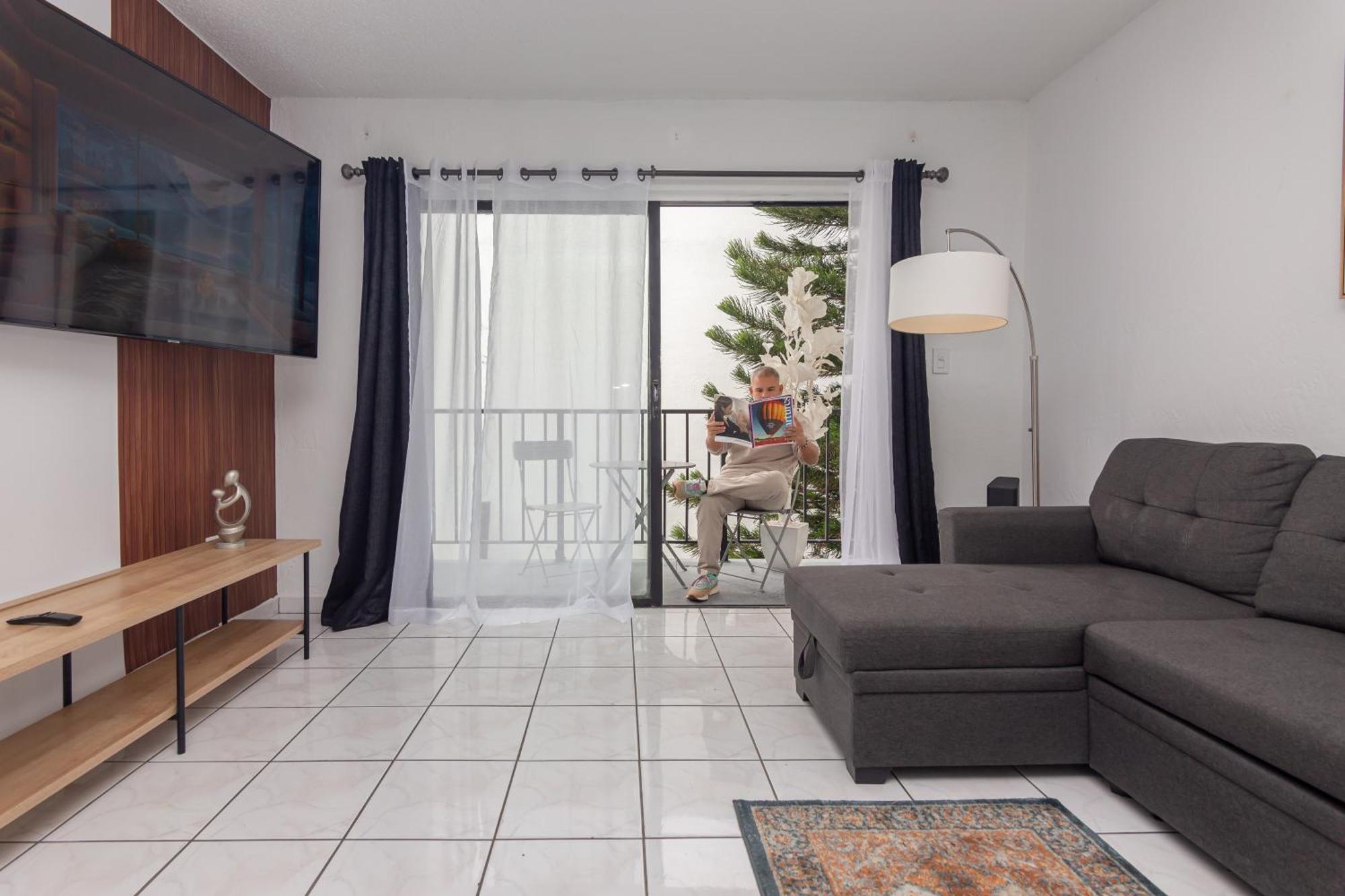 One Bedroom Apartment - With Parking & Balcony - Heart Of Wynwood Miami Eksteriør bilde