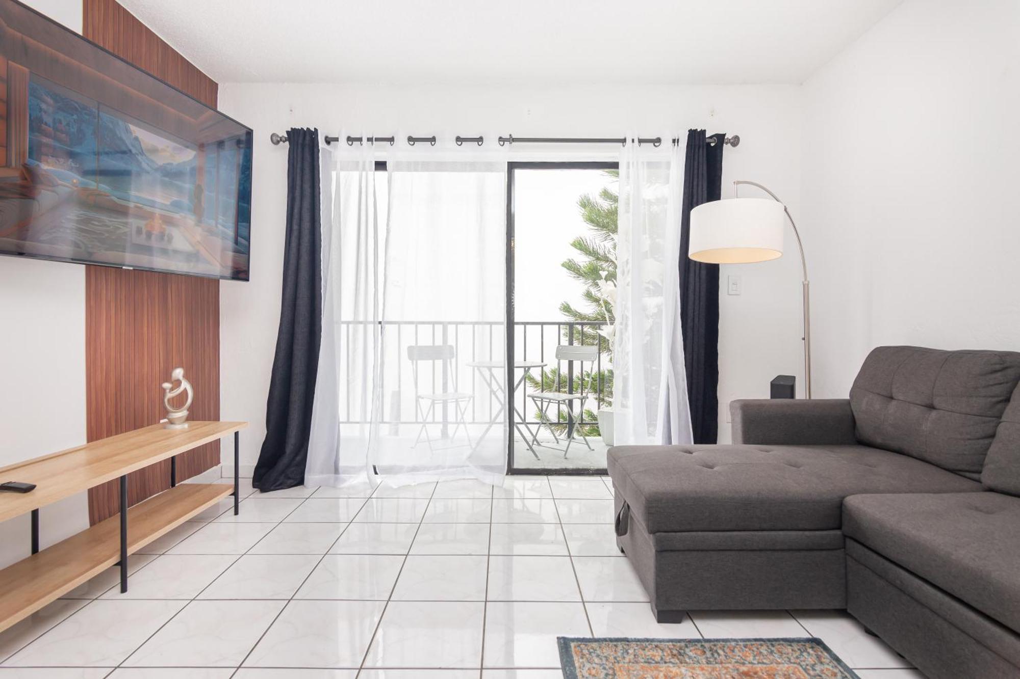 One Bedroom Apartment - With Parking & Balcony - Heart Of Wynwood Miami Eksteriør bilde